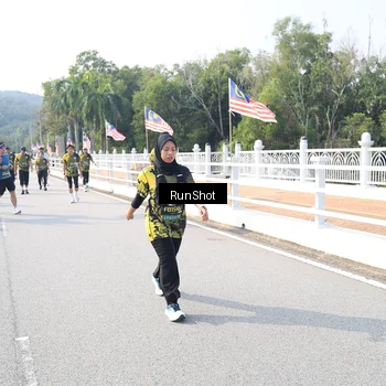 Runner Photo 6928832