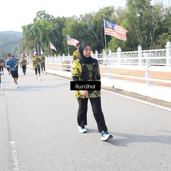 Runner Photo 6928836