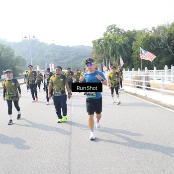 Runner Photo 6928853