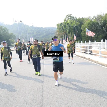 Runner Photo 6928854