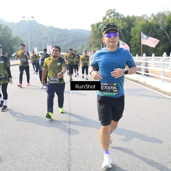 Runner Photo 6928862