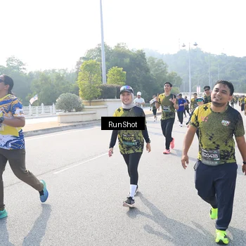 Runner Photo 6928867
