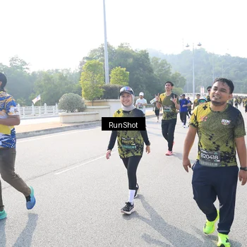 Runner Photo 6928869