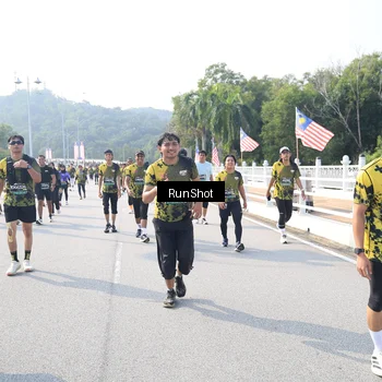Runner Photo 6928881
