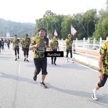 Runner Photo 6928893