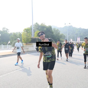 Runner Photo 6928898