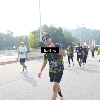 Runner Photo 6928899