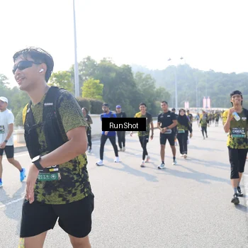 Runner Photo 6928902