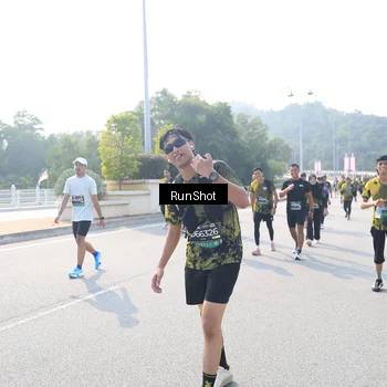 Runner Photo 6928912