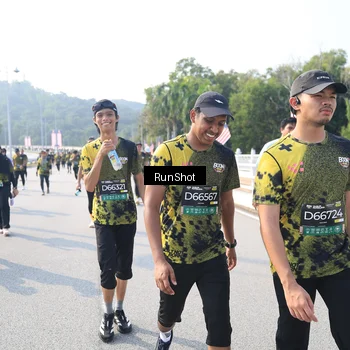 Runner Photo 6928913