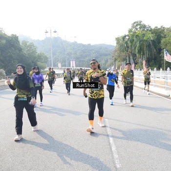 Runner Photo 6928926