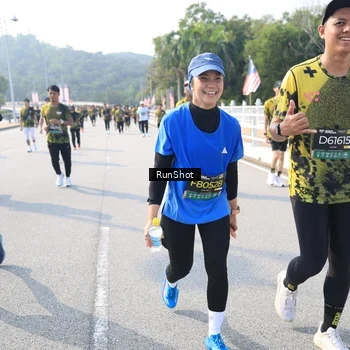 Runner Photo 6928958