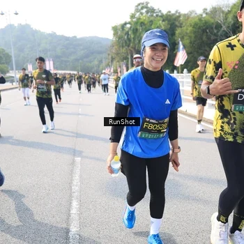 Runner Photo 6928969