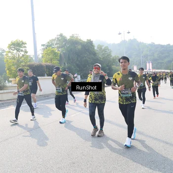 Runner Photo 6928974