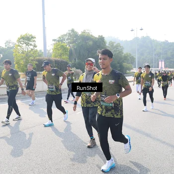 Runner Photo 6928976