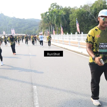 Runner Photo 6928985