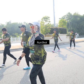 Runner Photo 6928987