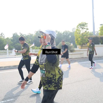 Runner Photo 6928991