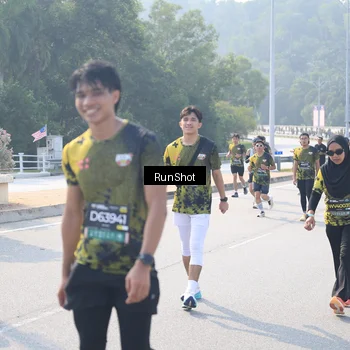 Runner Photo 6928995