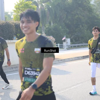 Runner Photo 6929003