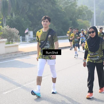 Runner Photo 6929011