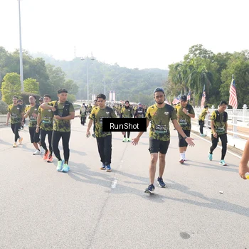 Runner Photo 6929039