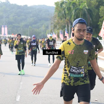 Runner Photo 6929055