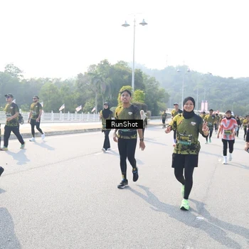 Runner Photo 6929085