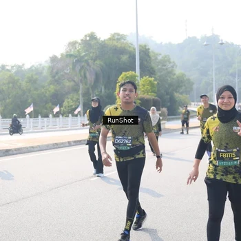 Runner Photo 6929089