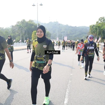 Runner Photo 6929096
