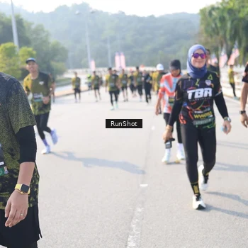 Runner Photo 6929098