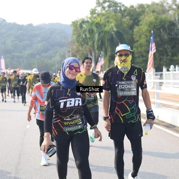 Runner Photo 6929102
