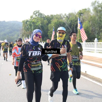 Runner Photo 6929112