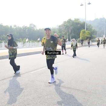 Runner Photo 6929122