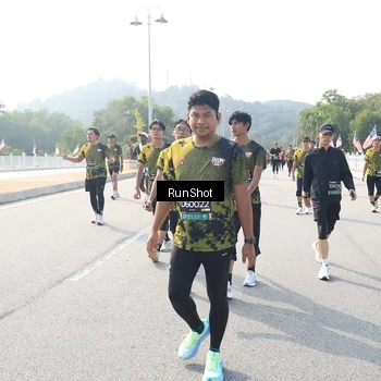 Runner Photo 6929143