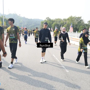 Runner Photo 6929152