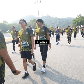 Runner Photo 6929159