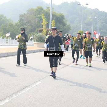 Runner Photo 6929179