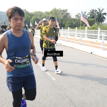 Runner Photo 6929186