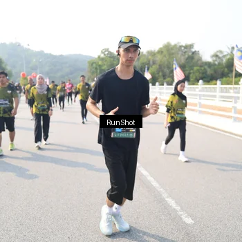 Runner Photo 6929224