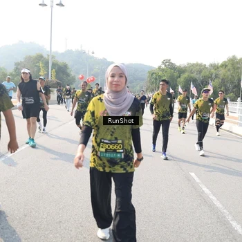 Runner Photo 6929245