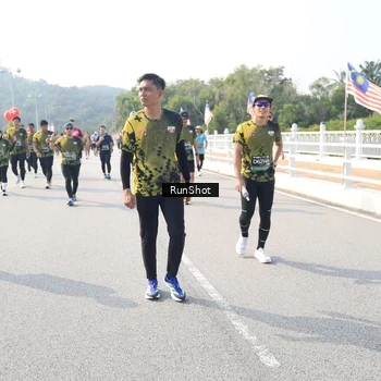 Runner Photo 6929256