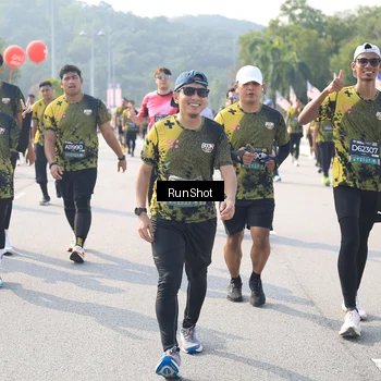 Runner Photo 6929275