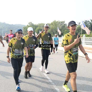 Runner Photo 6929286