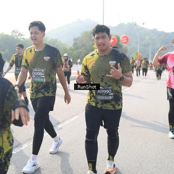 Runner Photo 6929302