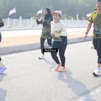 Runner Photo 6929325