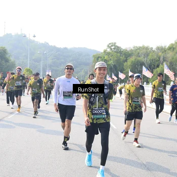 Runner Photo 6929336