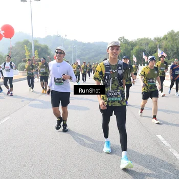Runner Photo 6929342