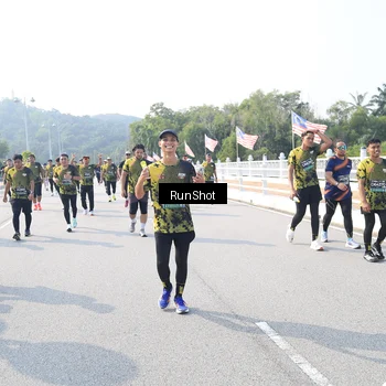 Runner Photo 6929354