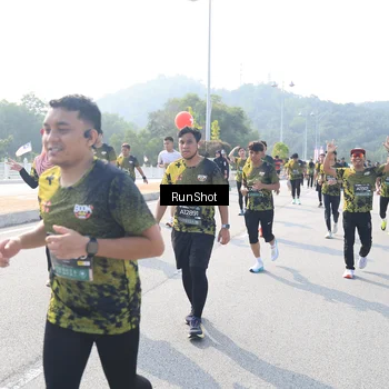 Runner Photo 6929371